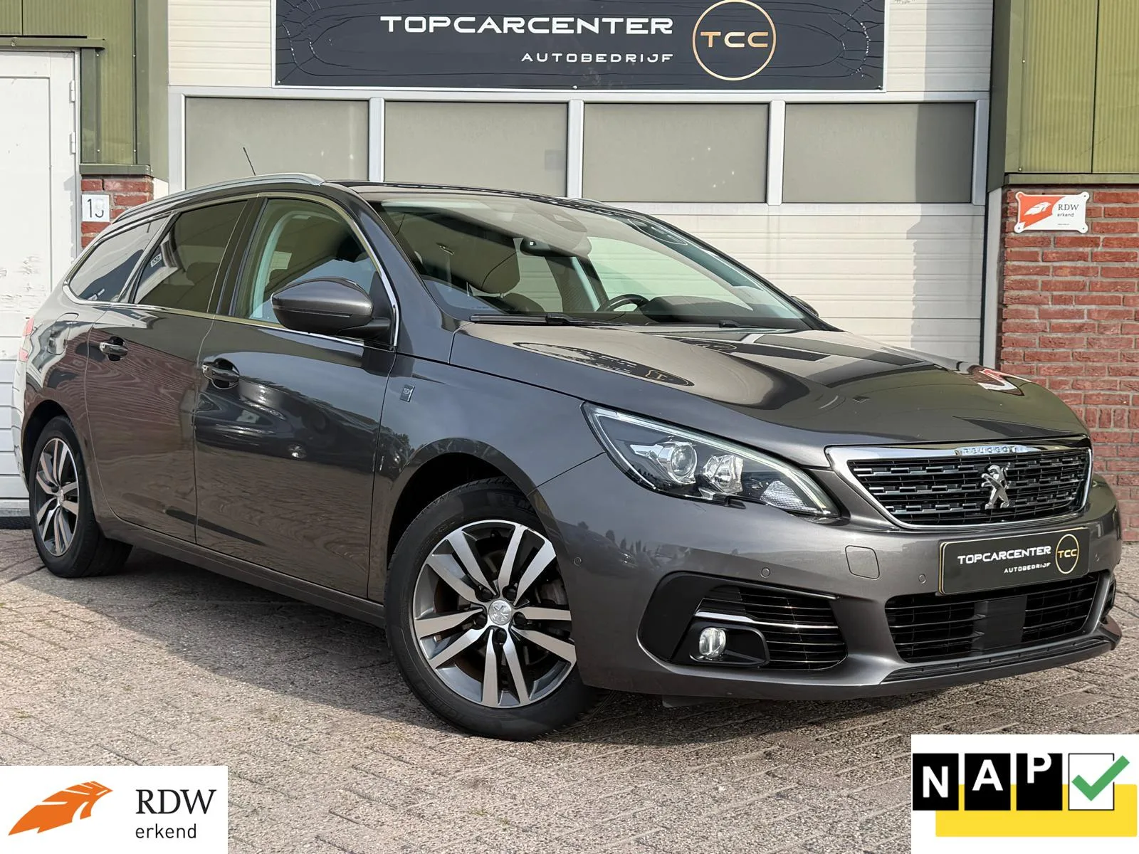Peugeot 308 (2018) — foto 1