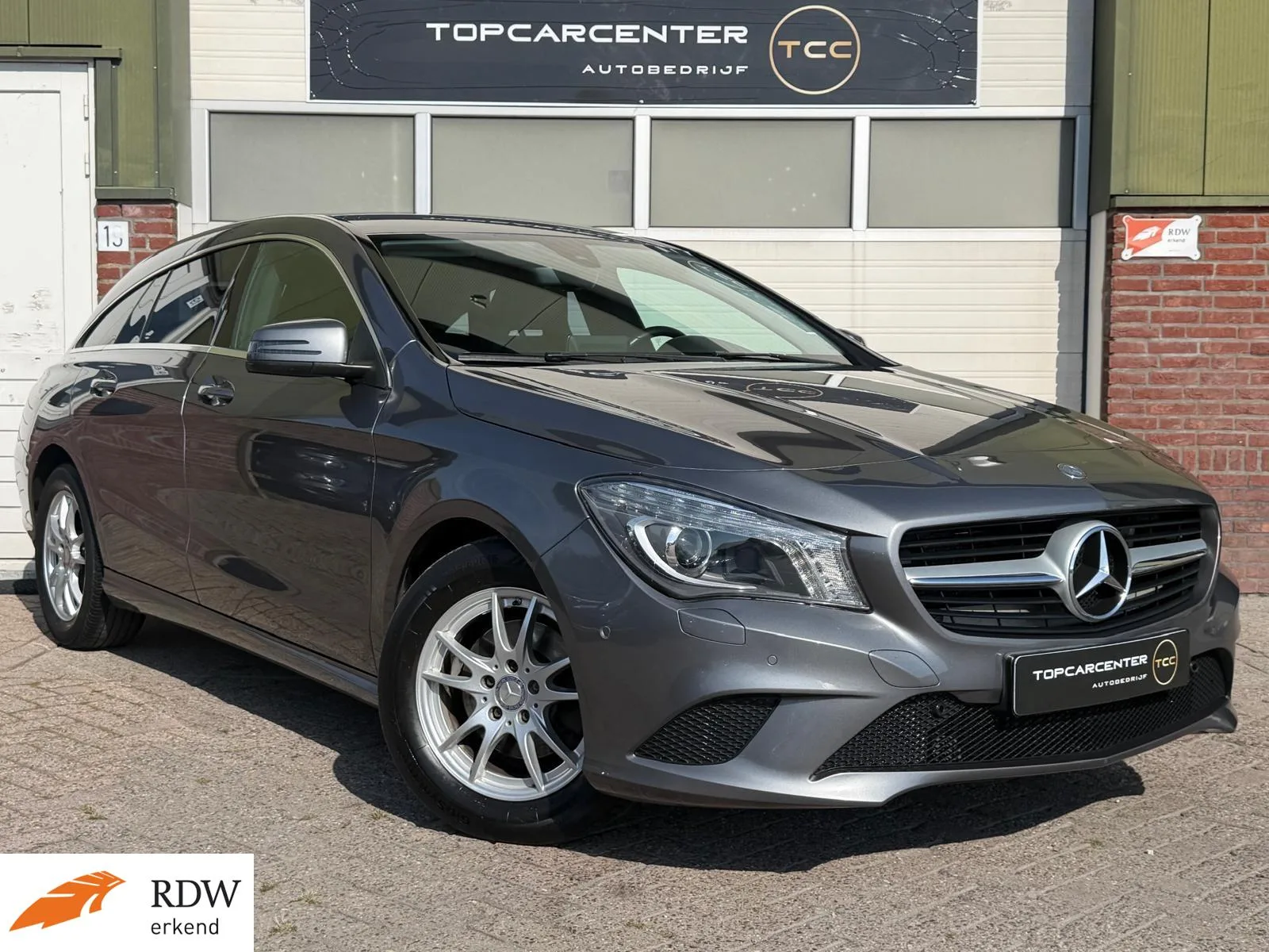 Mercedes-Benz CLA-Klasse (2016) — foto 1