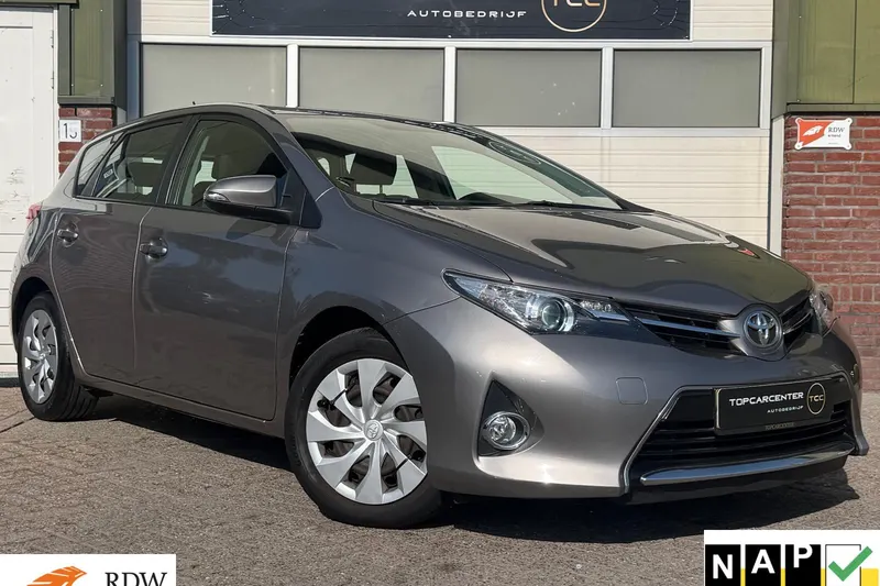 Toyota Auris (2013)