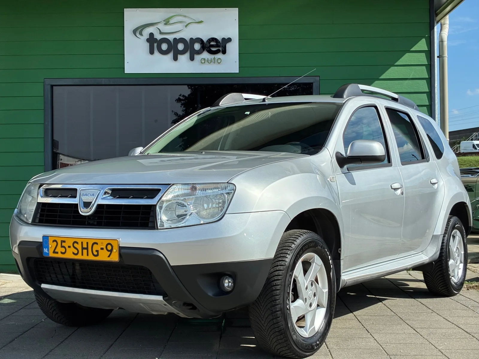 Dacia Duster (2011) — foto 1