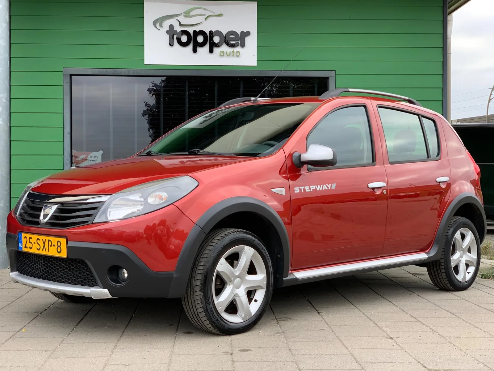 Dacia Sandero (2012) — foto 1