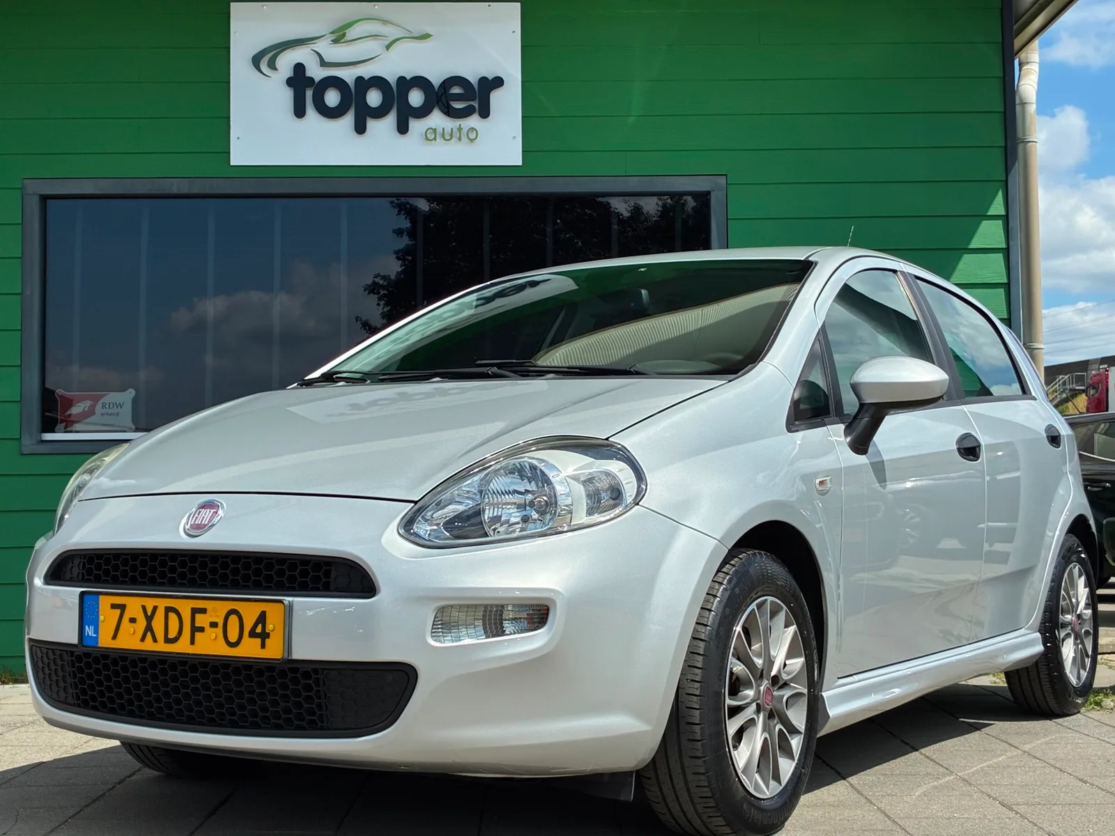 Fiat Punto (2014) — foto 1