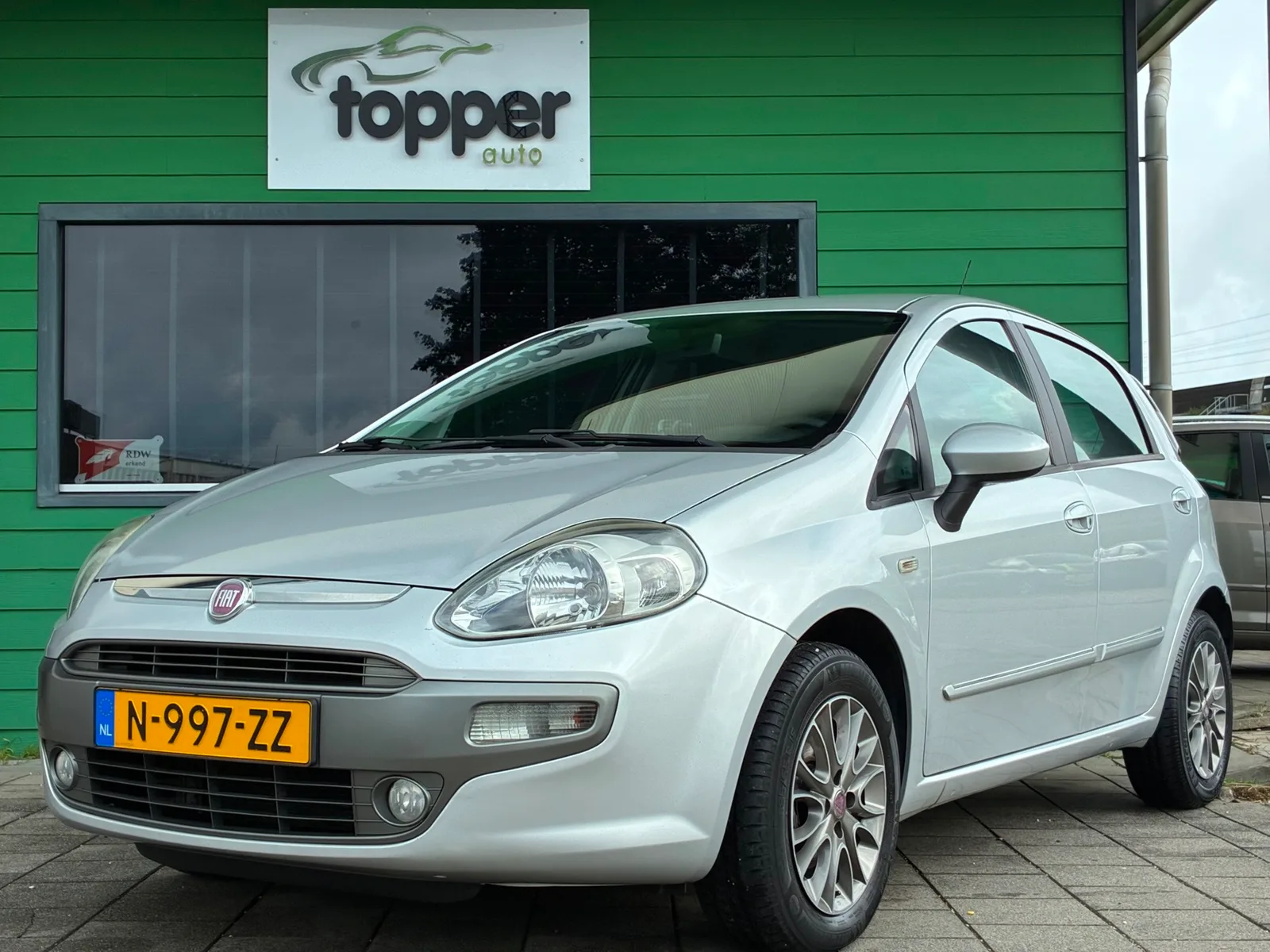 Fiat Punto (2011) — foto 1