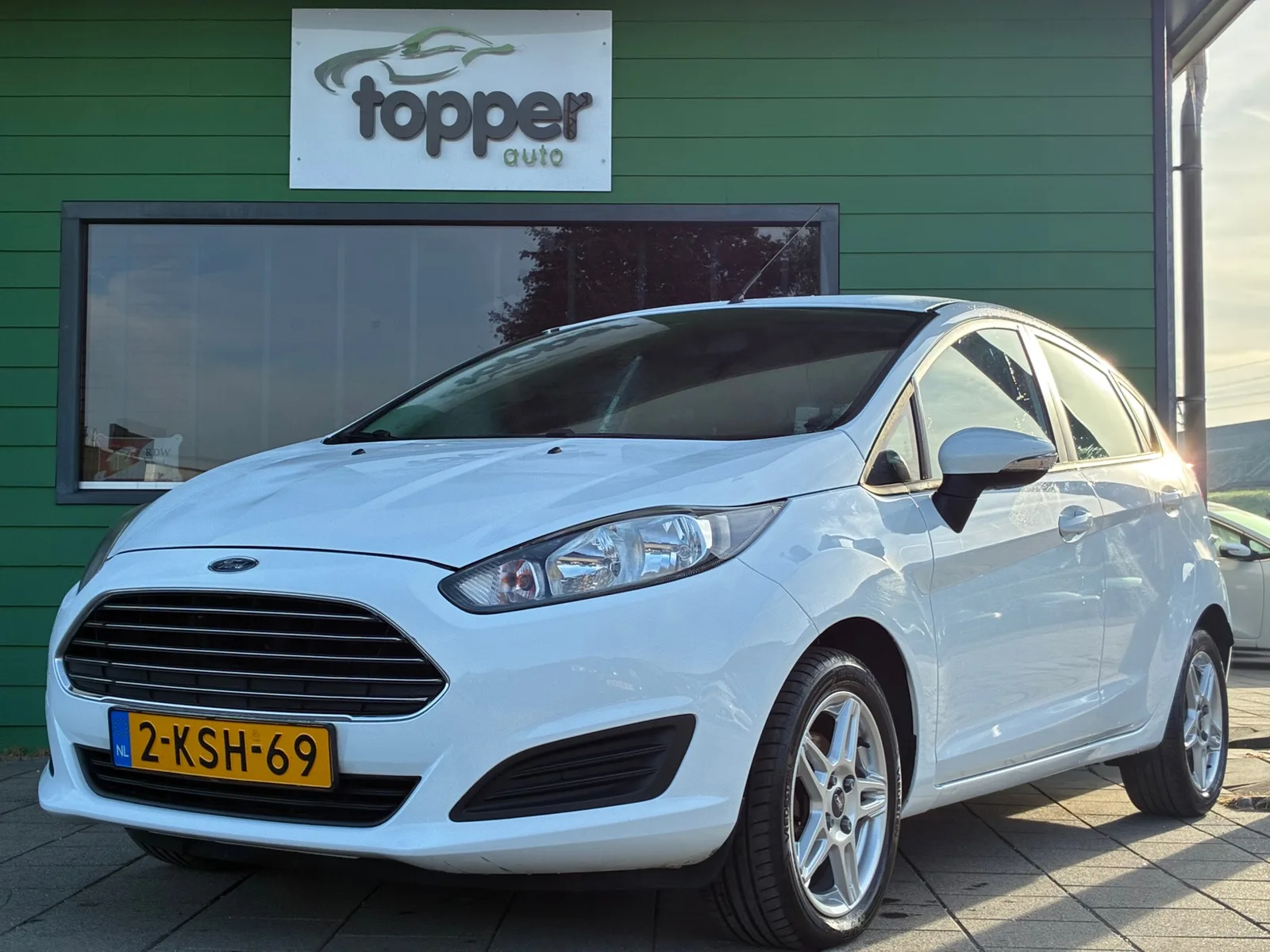 Ford Fiesta (2013) — foto 1