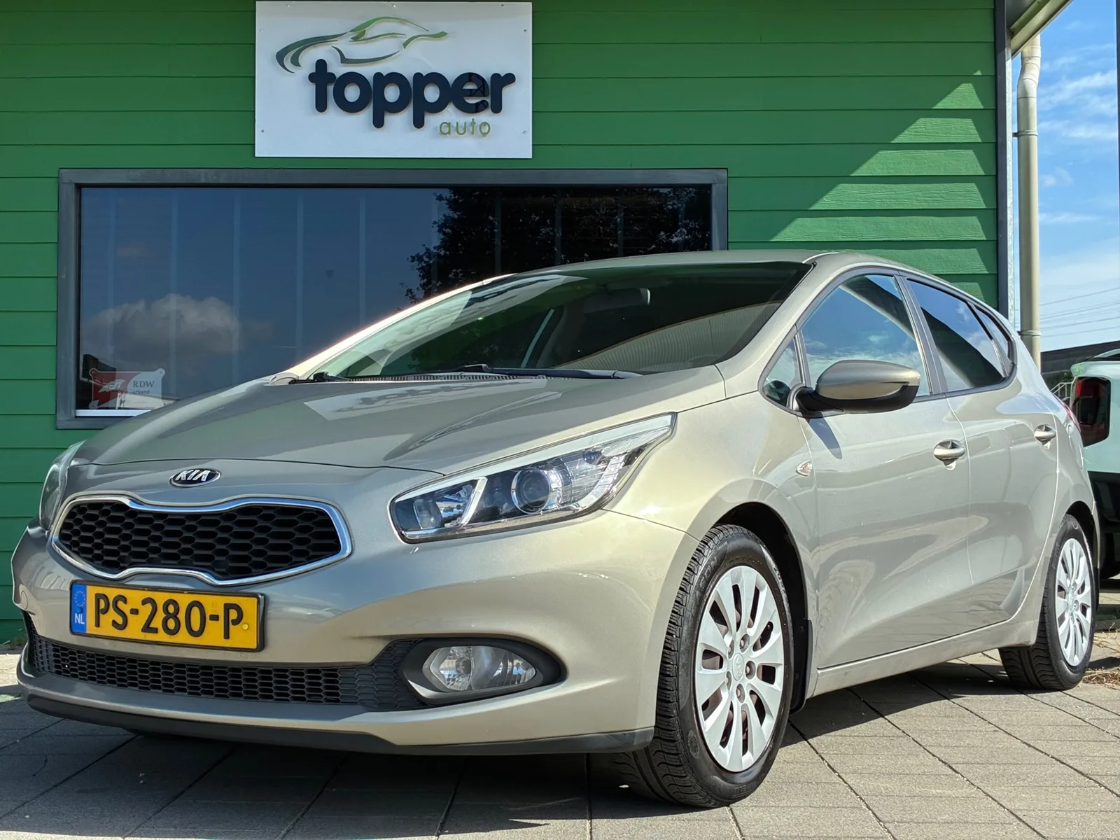 Kia Ceed (2014) — foto 1