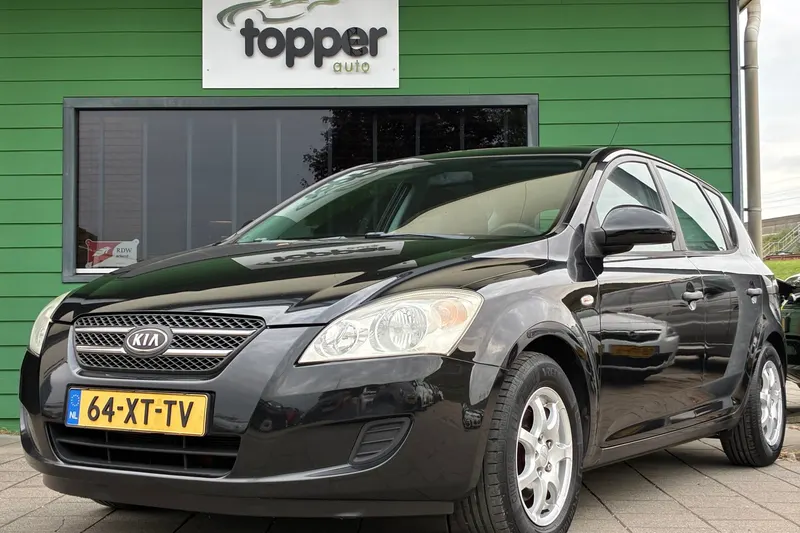 Kia Ceed (2007)