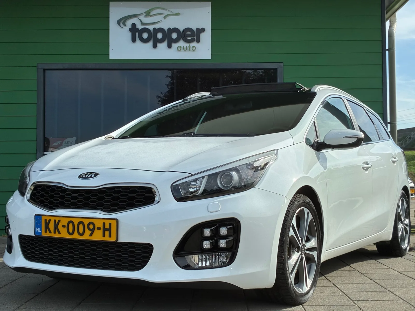 Kia Ceed (2016) — foto 1