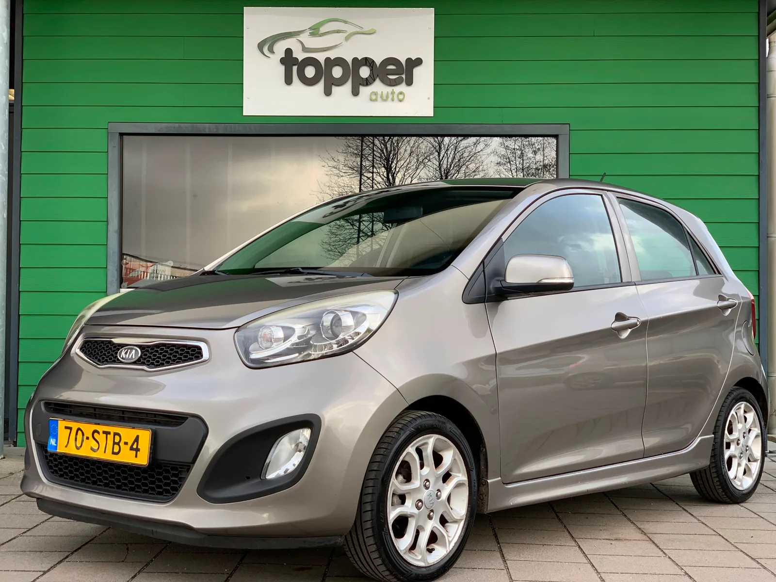 Kia Picanto (2012) — foto 1