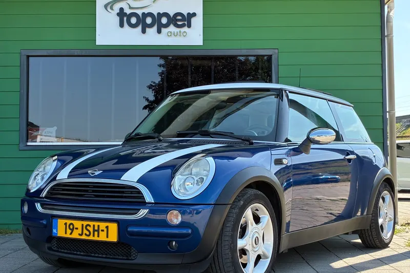 MINI One (2002)