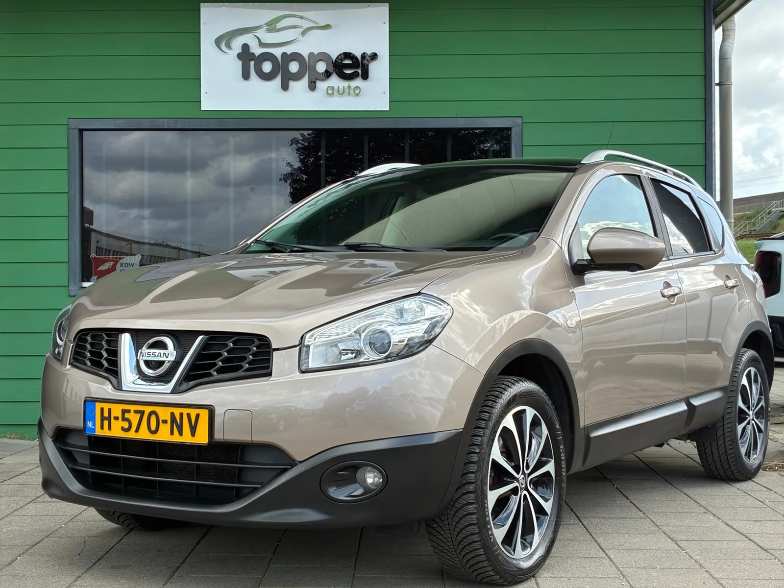 Nissan Qashqai (2012) — foto 1
