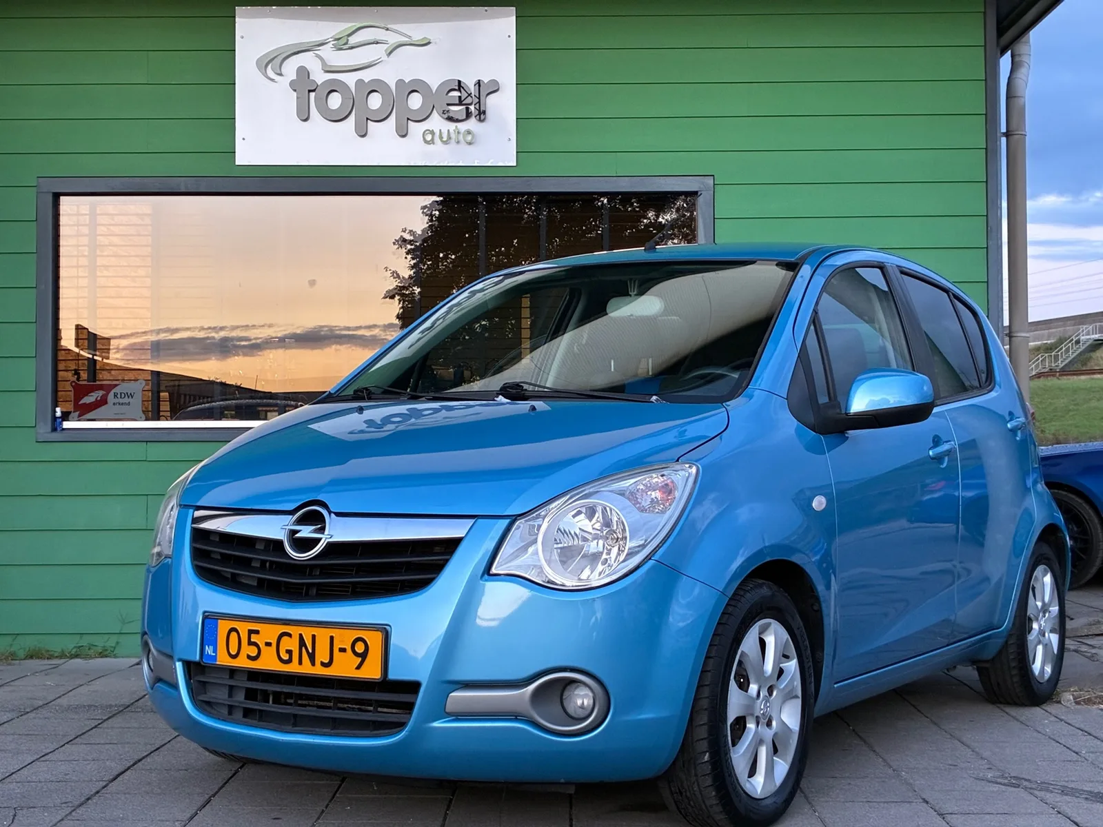 Opel Agila (2008) — foto 1