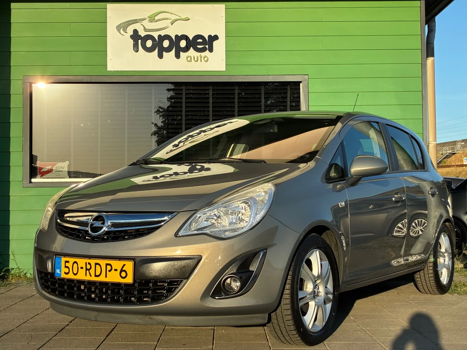 Opel Corsa (2011) — foto 1