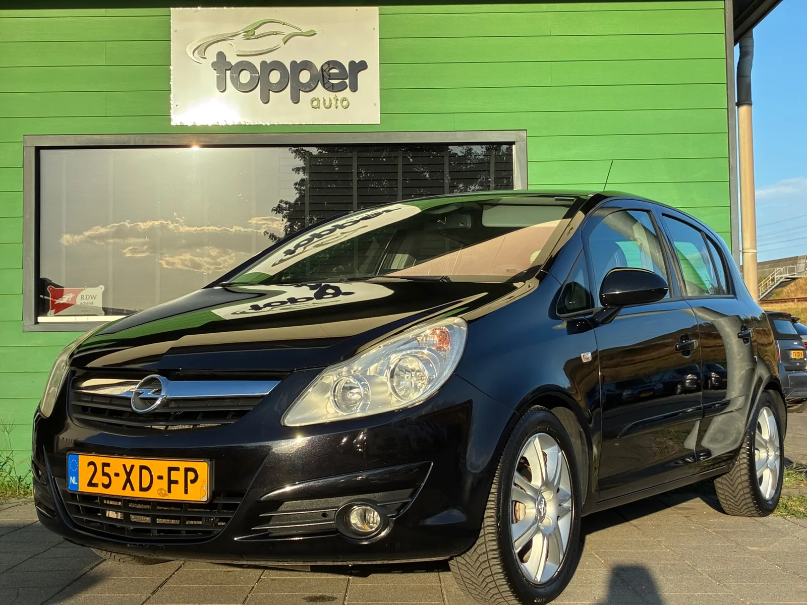 Opel Corsa (2007) — foto 1