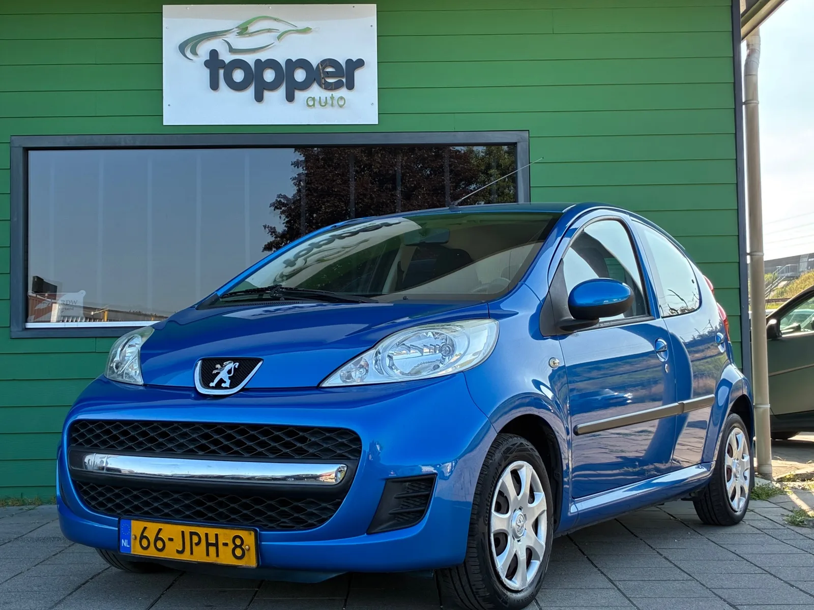 Peugeot 107 (2009) — foto 1