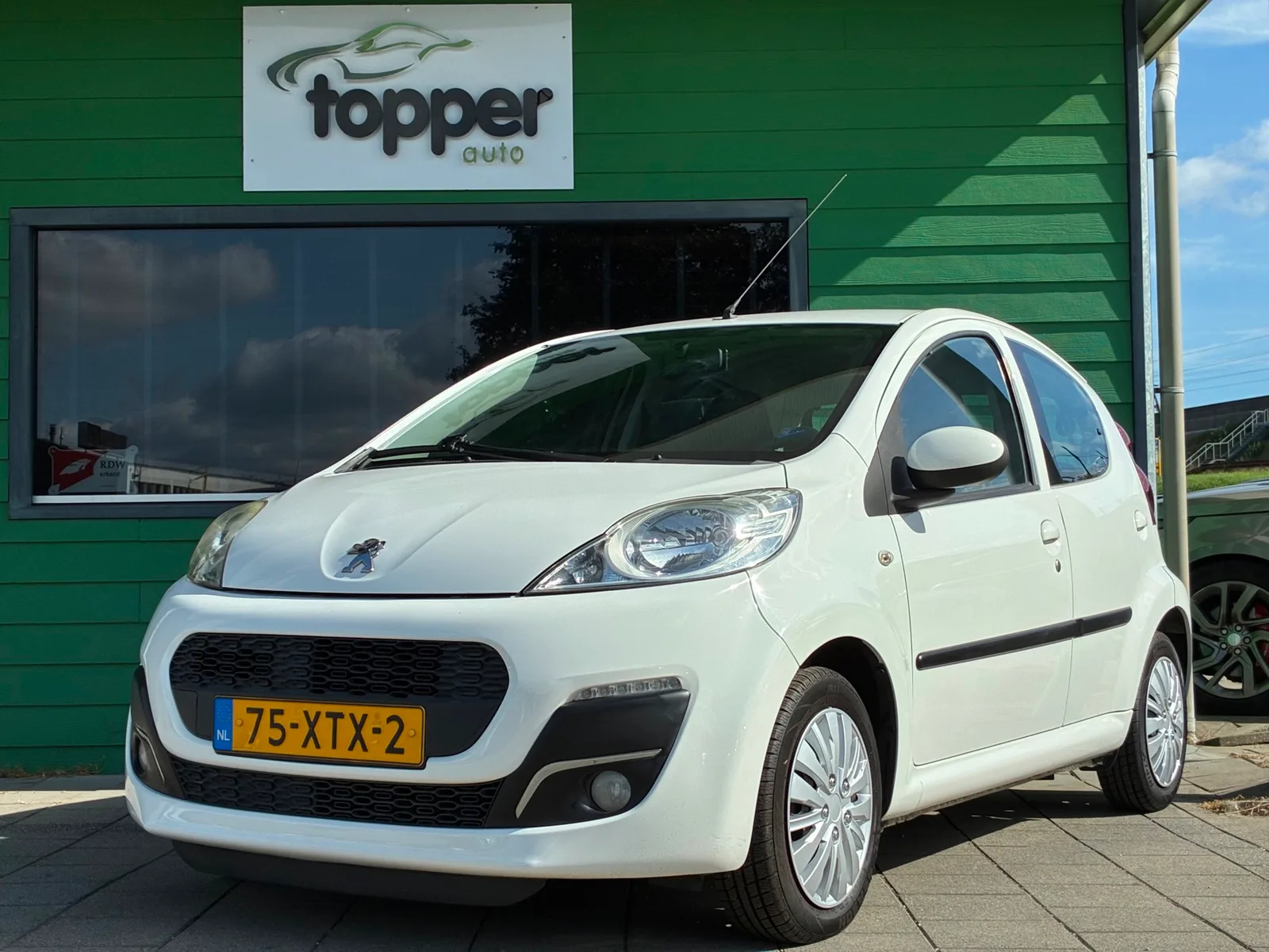 Peugeot 107 (2012) — foto 1