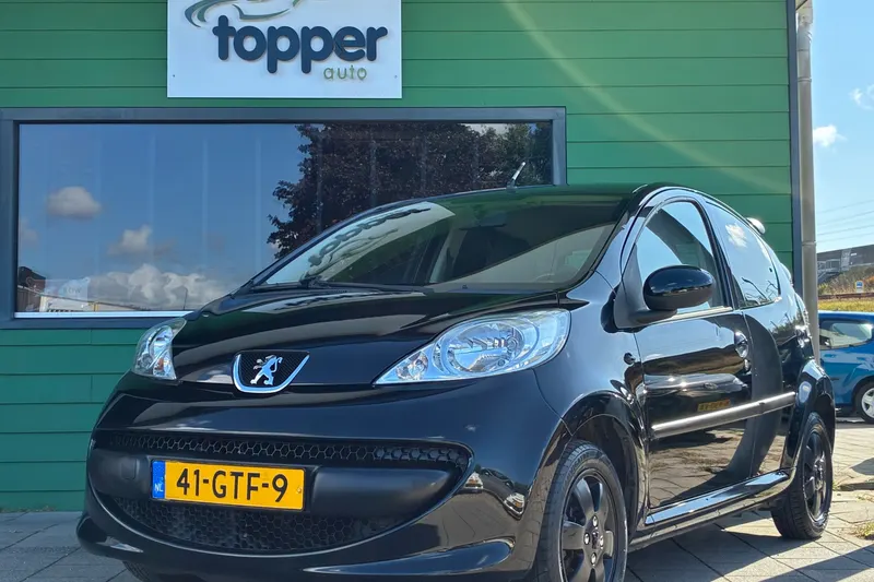Peugeot 107 (2008)