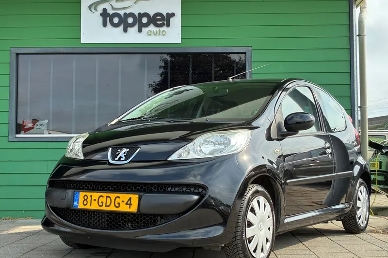 Peugeot 107 (2008)