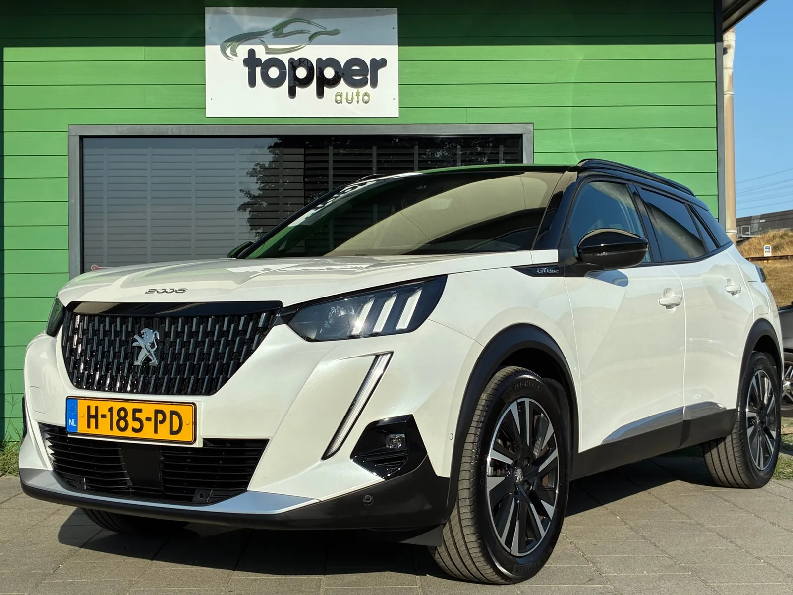 Peugeot 2008 (2020) — foto 1