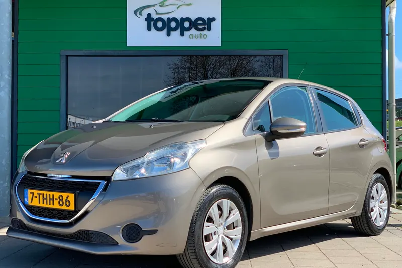 Peugeot 208 (2013)