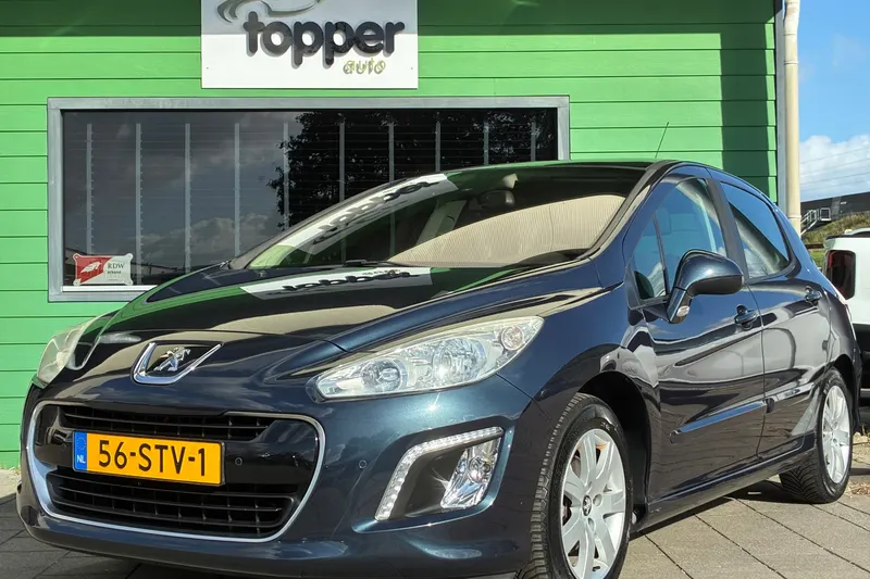 Peugeot 308 (2011)