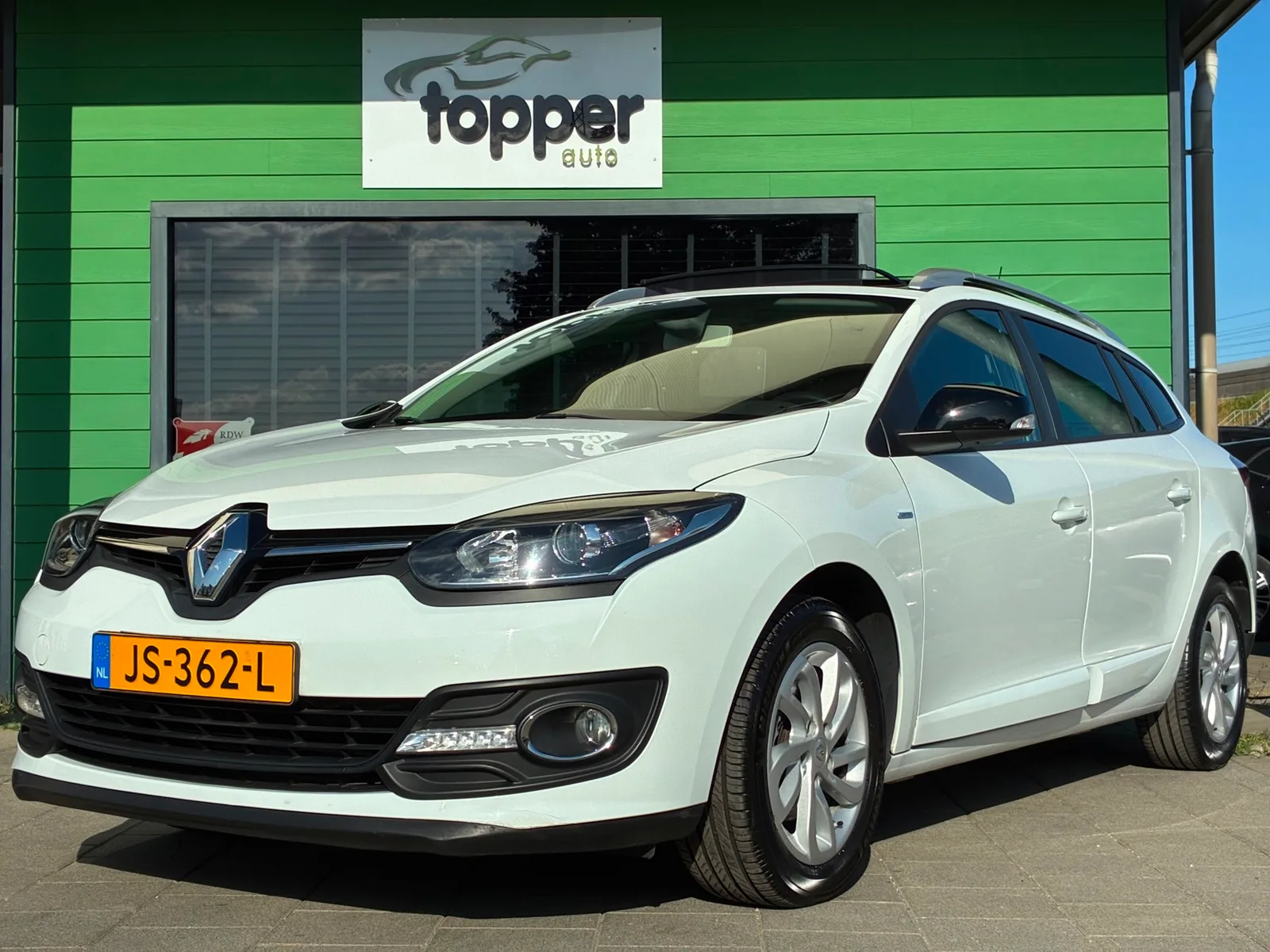 Renault Mégane (2016) — foto 1