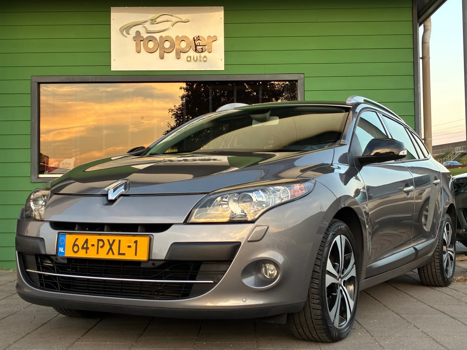 Renault Mégane (2011) — foto 1