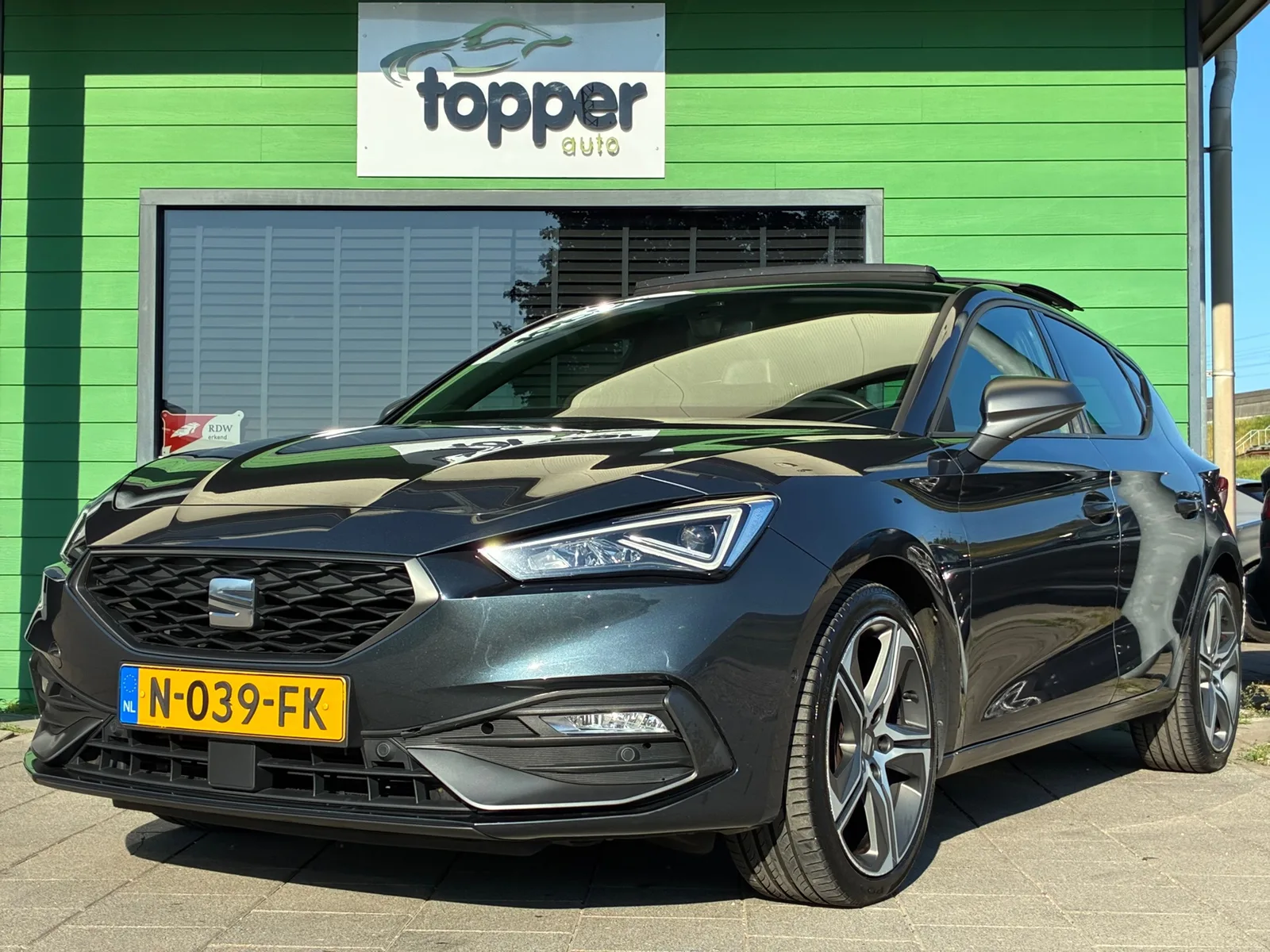 SEAT Leon (2021) — foto 1