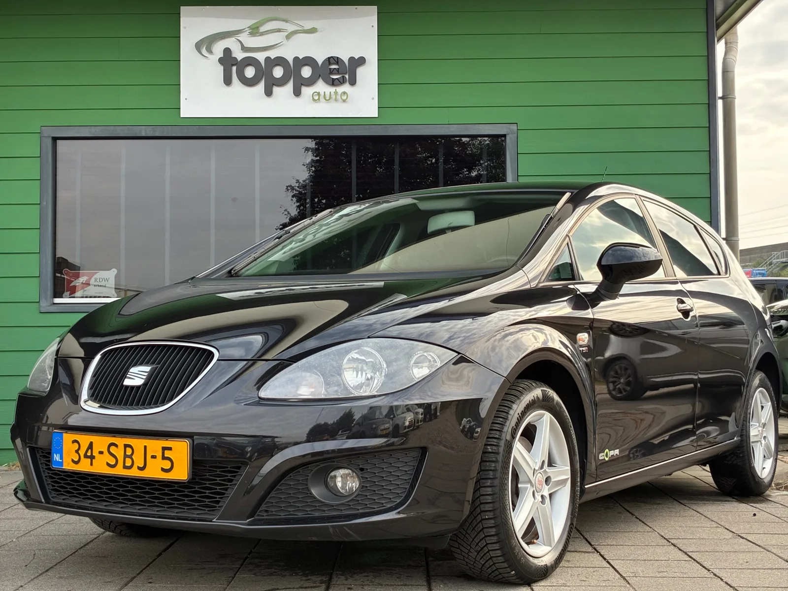 SEAT Leon (2011) — foto 1