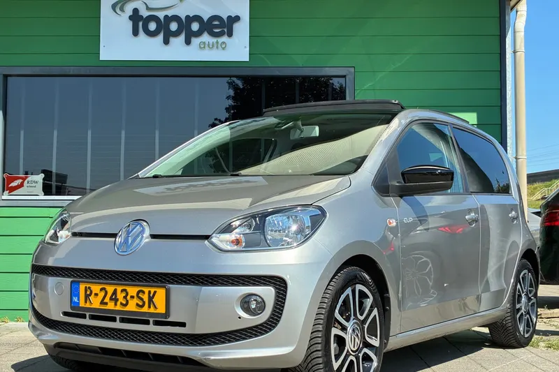 Volkswagen Up! (2015)