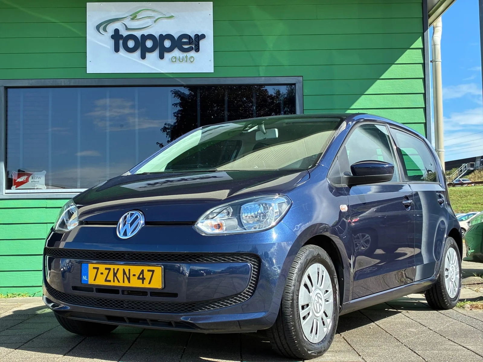 Volkswagen Up! (2015) — foto 1