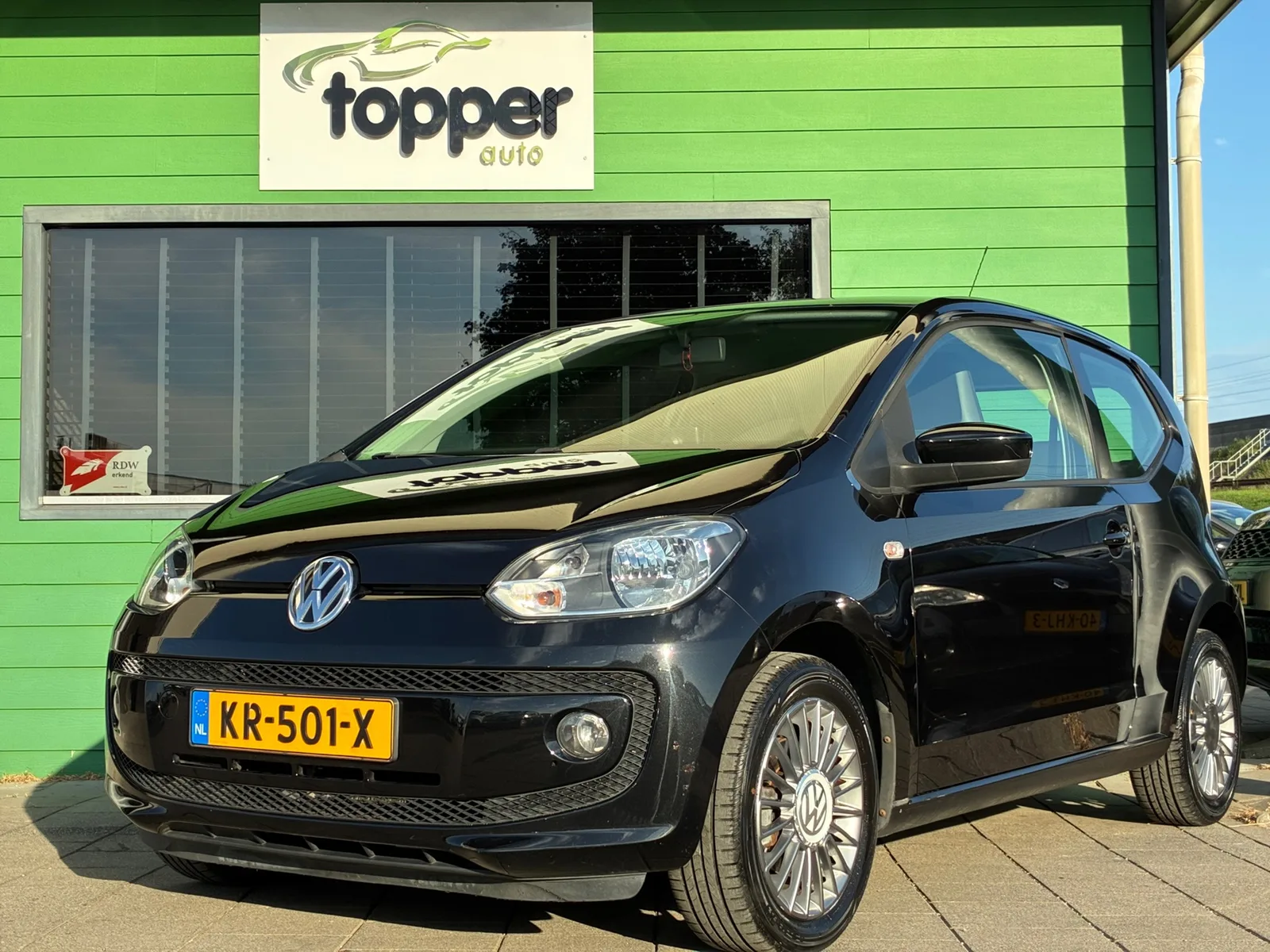 Volkswagen Up! (2012) — foto 1