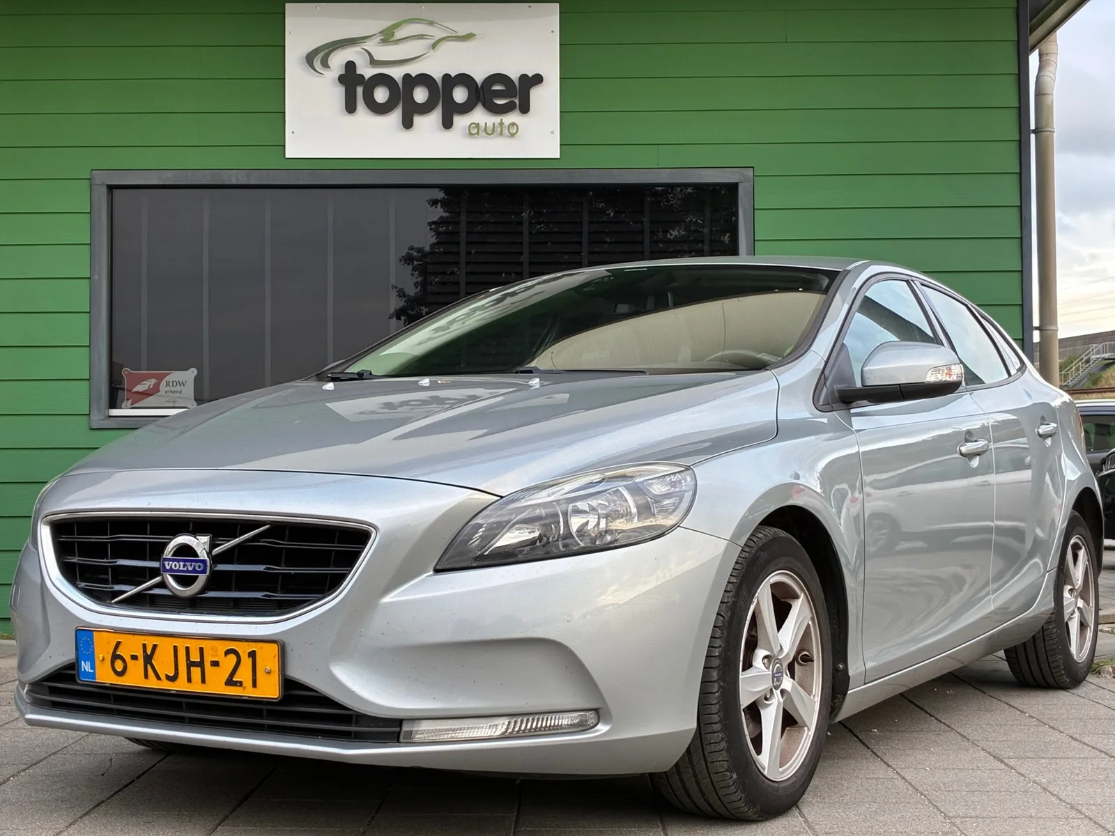 Volvo V40 (2013) — foto 1