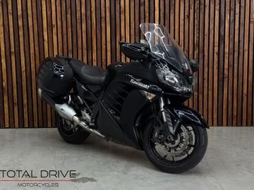 Kawasaki GTR 1400 (2014) — foto 1