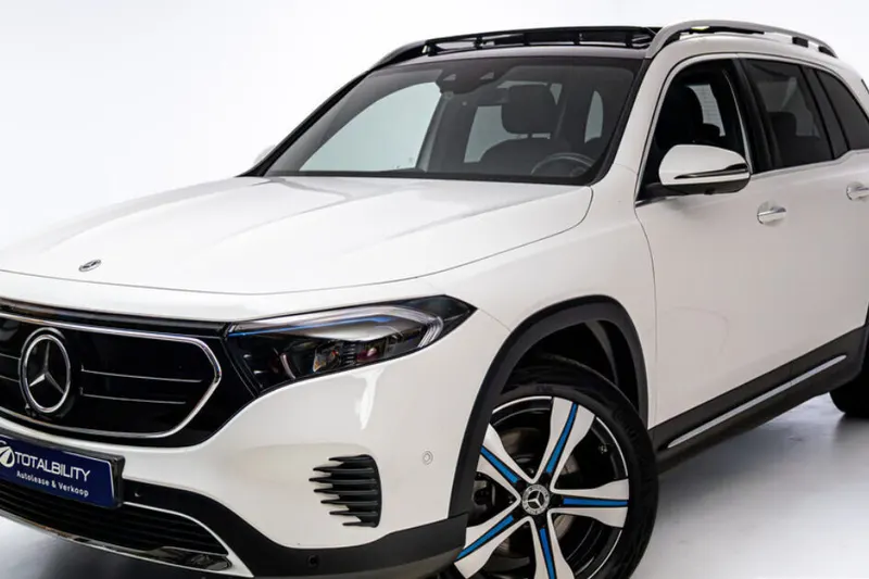 Mercedes-Benz EQB (2023)