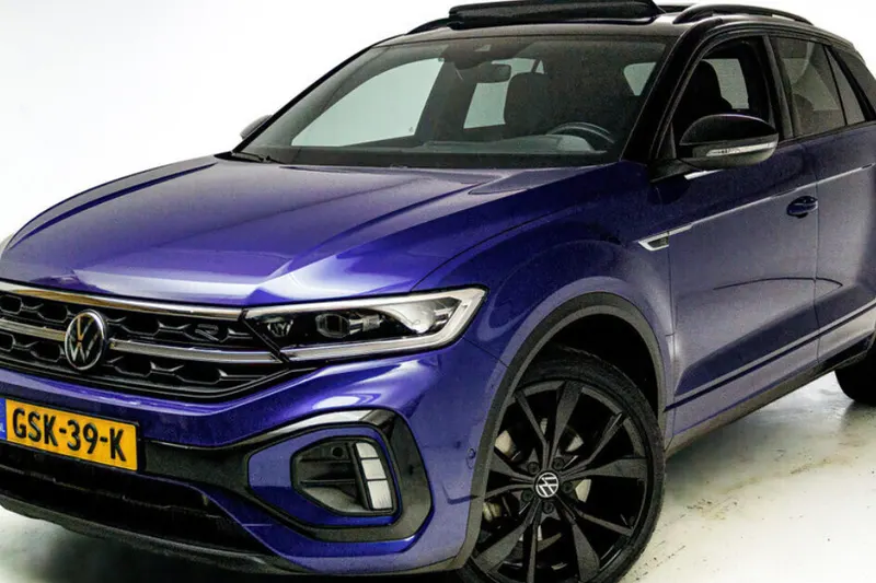 Volkswagen T-Roc (2024)