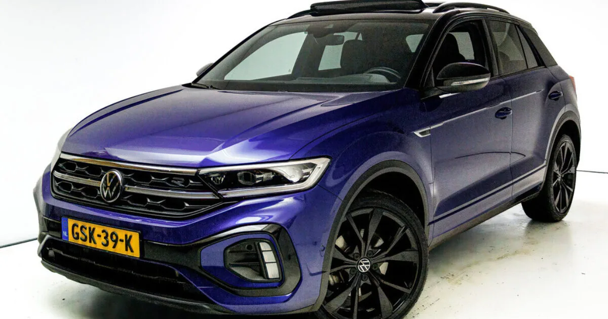 Volkswagen T-Roc (2024) — foto 1