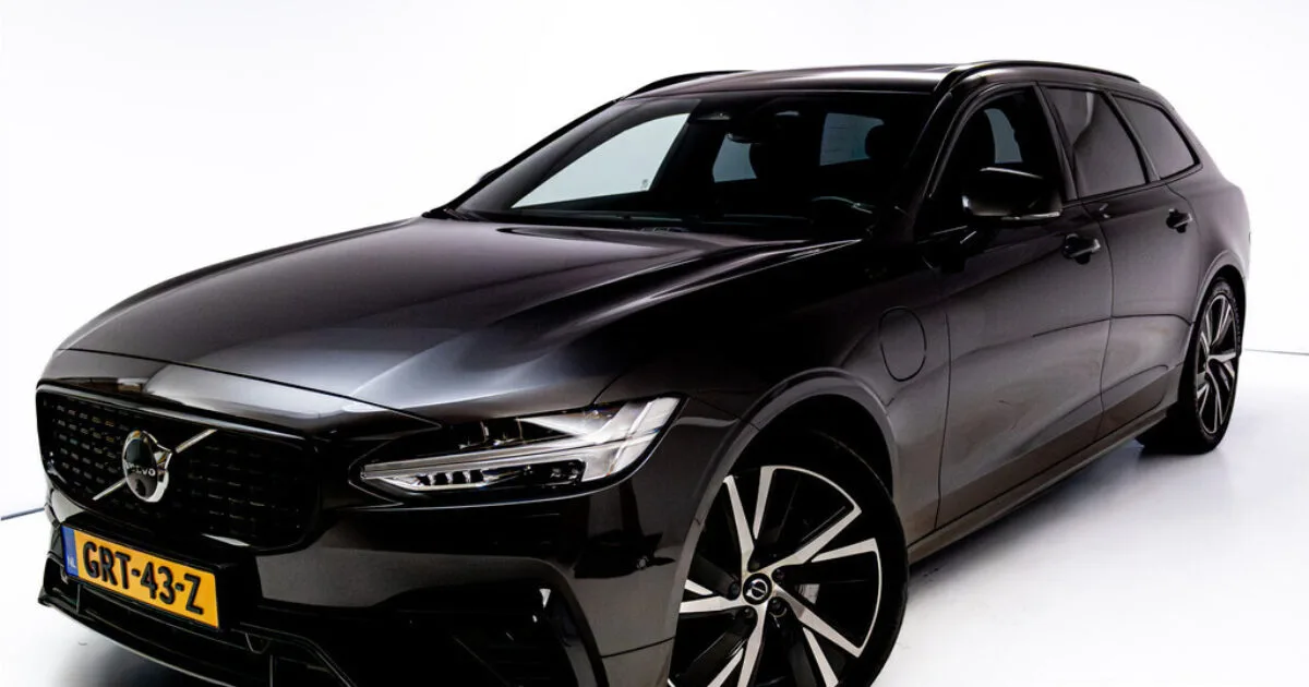 Volvo V90 (2021) — foto 1