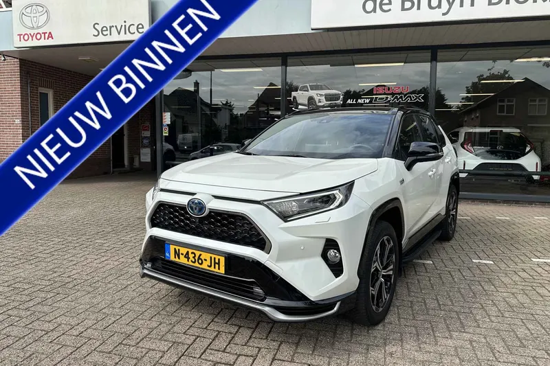 Toyota RAV4 (2021)