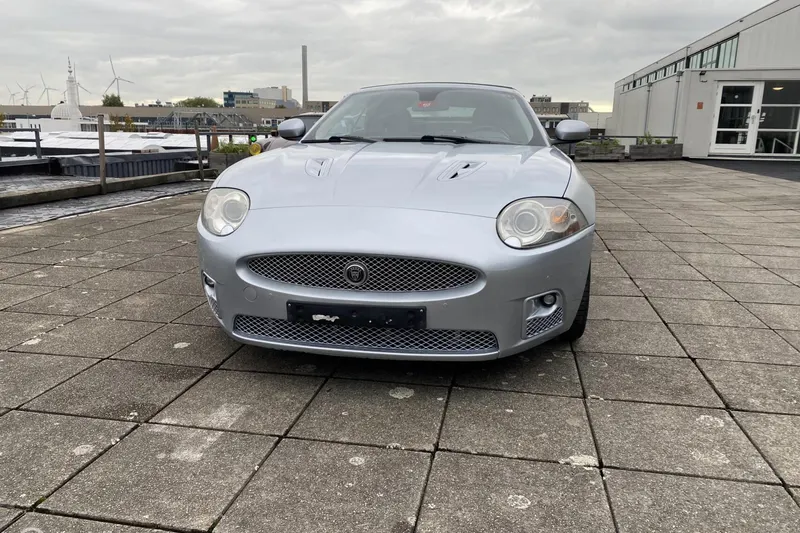 Jaguar XKR (2007)