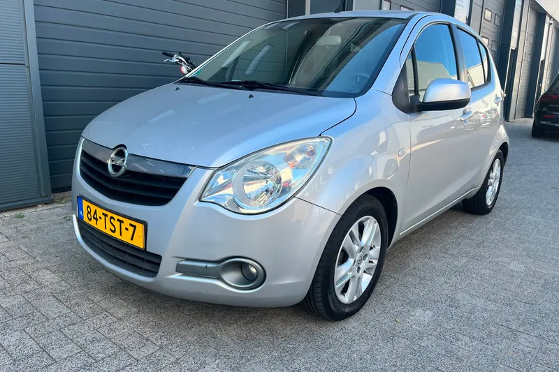 Opel Agila (2012)