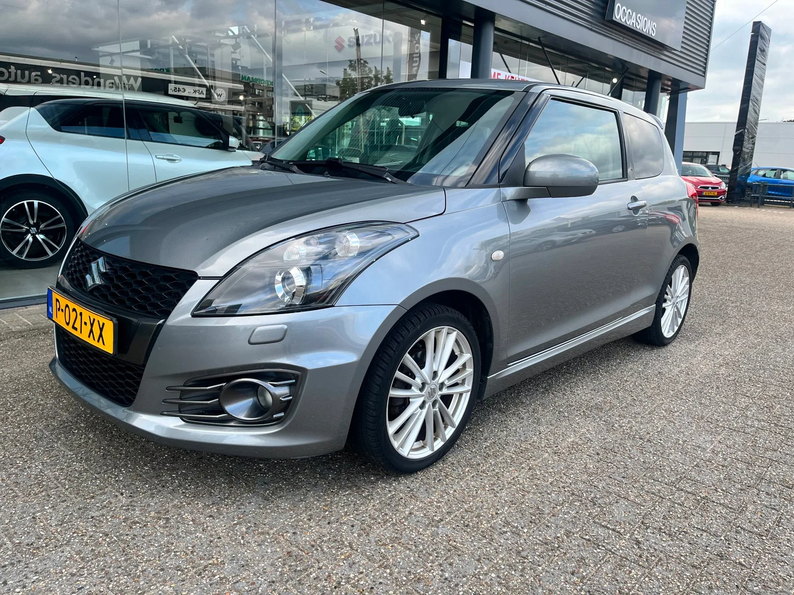 Suzuki Swift (2012) — foto 1