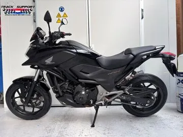 Honda NC750X (2014) — foto 1