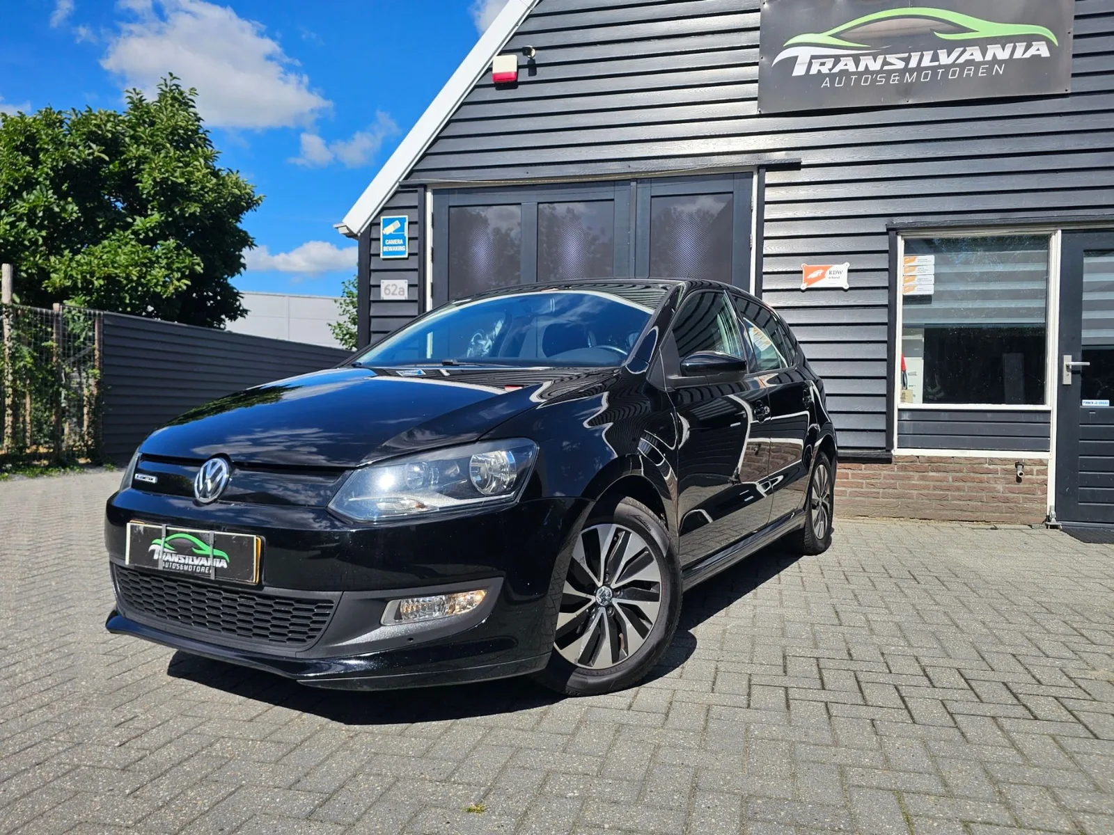 Volkswagen Polo (2015) — foto 1