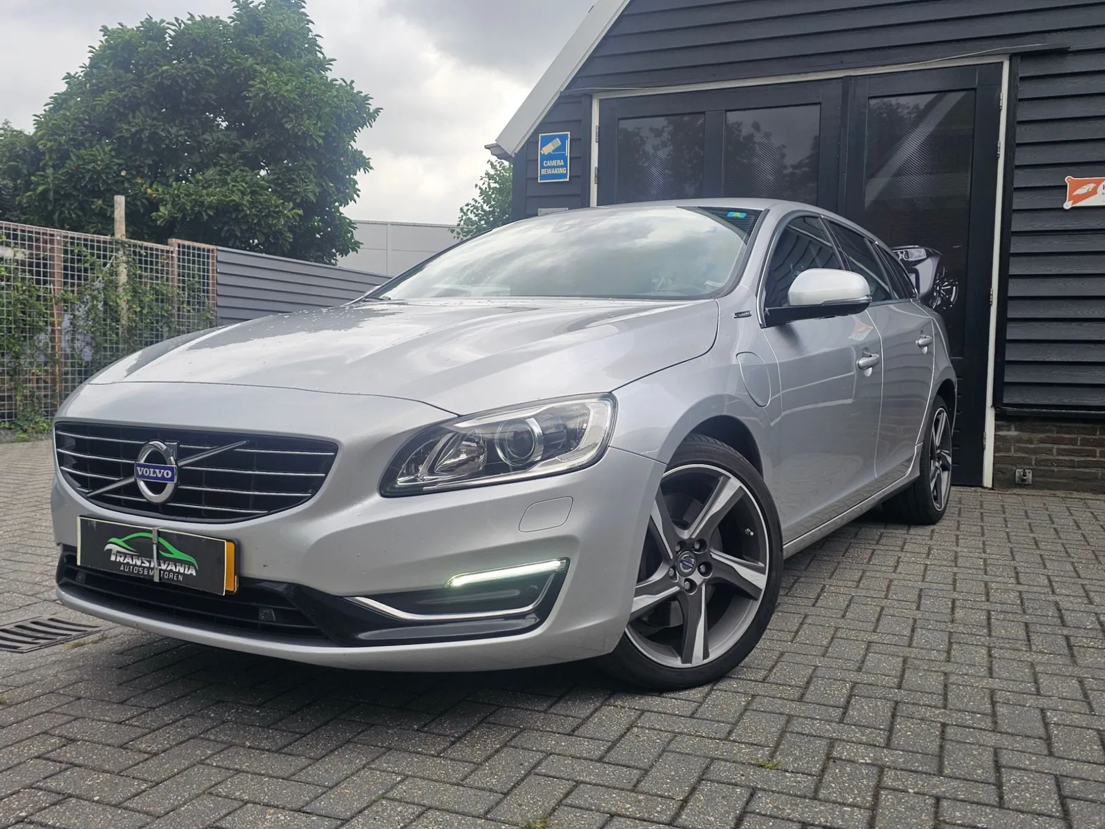 Volvo V60 (2014) — foto 1