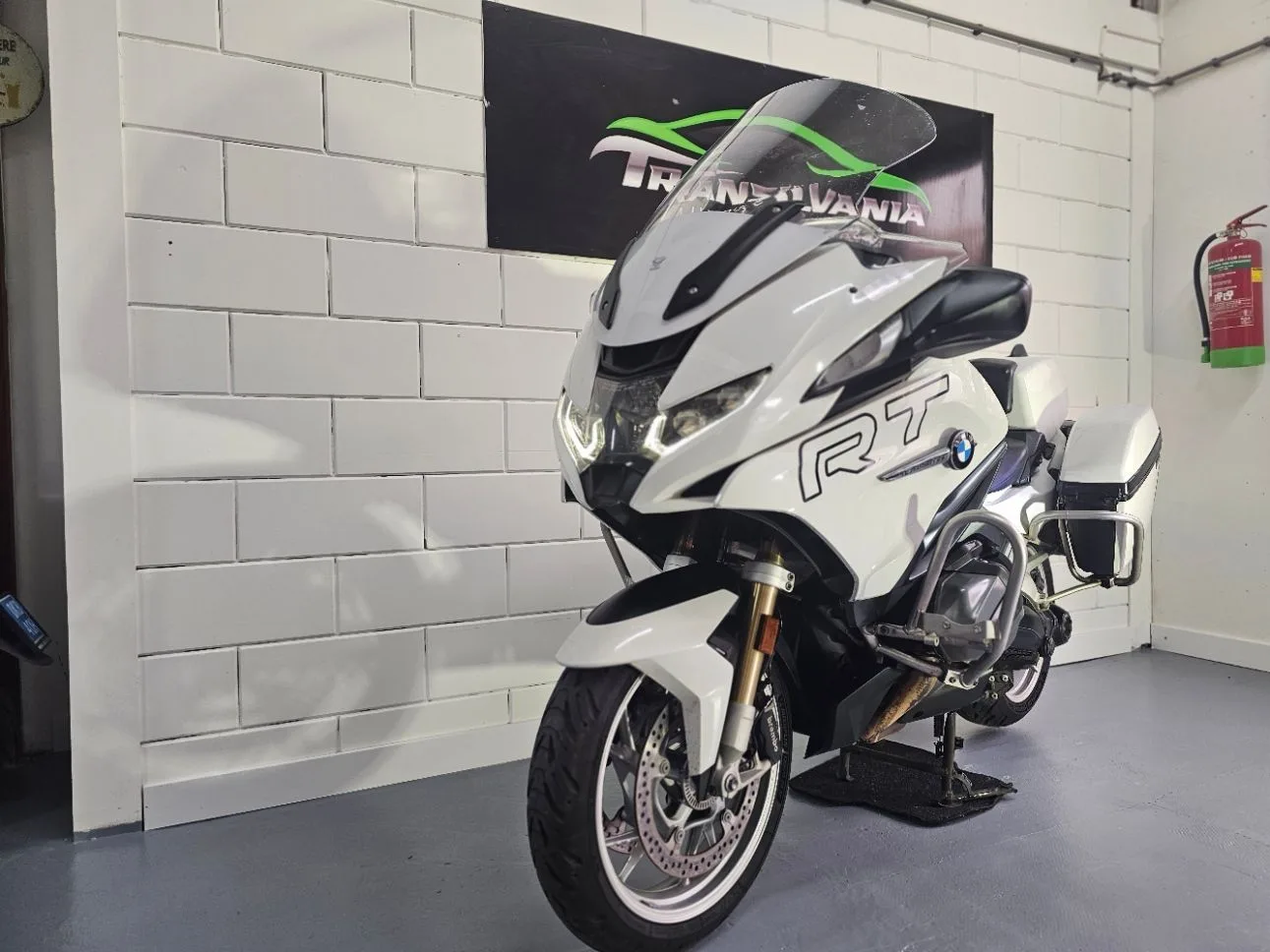 BMW R 1250 RT (2022) — foto 1