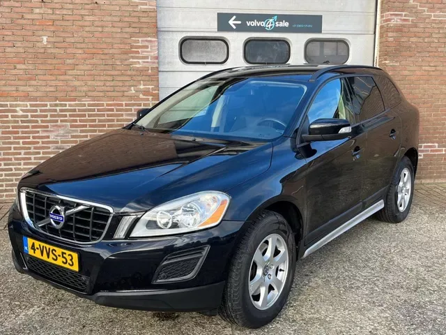 Volvo XC60 (2012) — foto 1