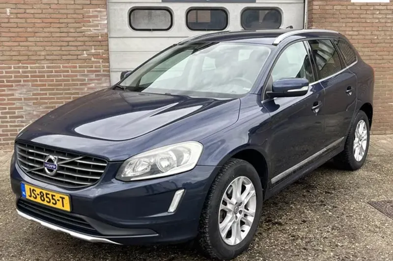 Volvo XC60 (2015)