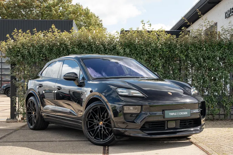 Porsche Macan (2025)