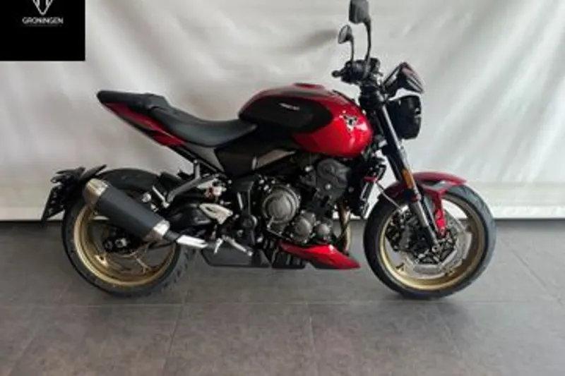 Triumph Trident 800 (2026)