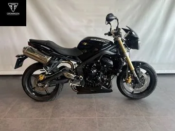 Triumph Street Triple (2012) — foto 1
